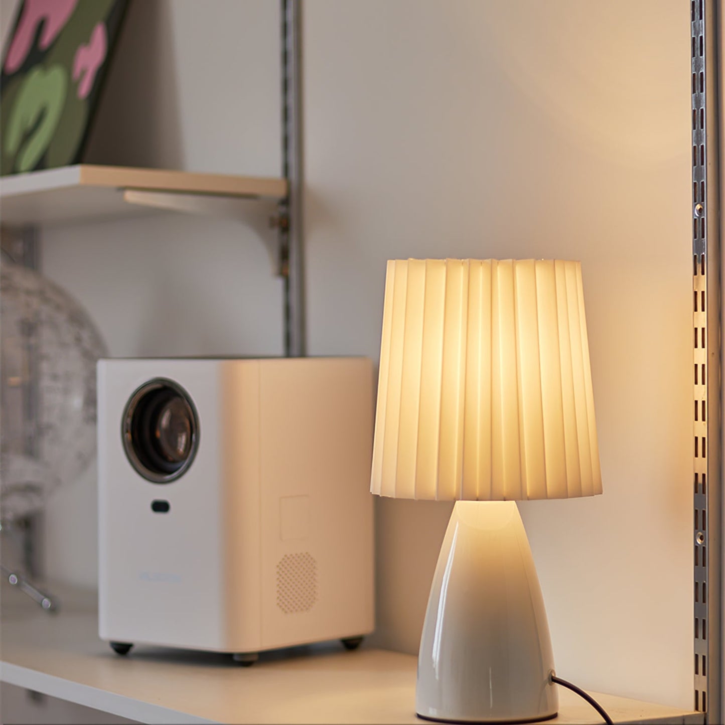 AstralVibes - Elegant Skrivebordslampe