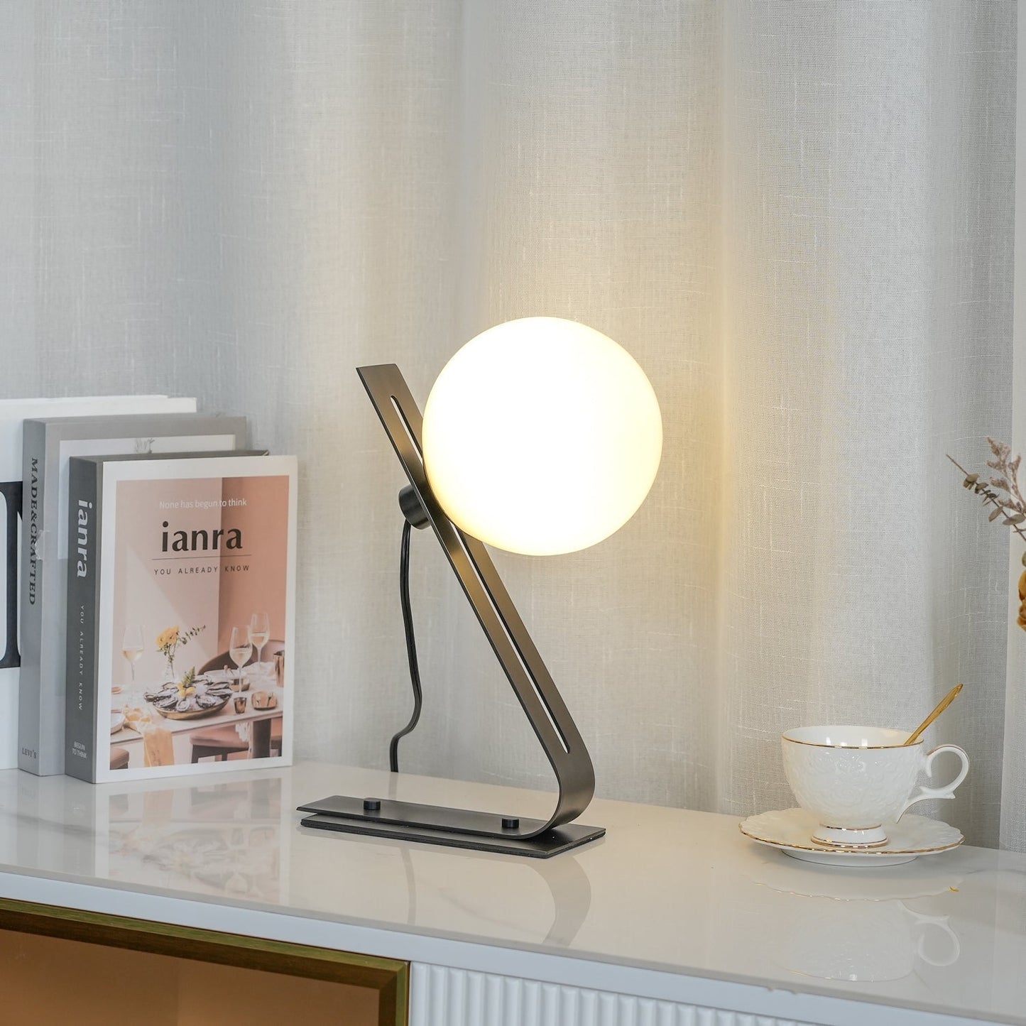ArandelaGlow - Lampe de Bureau Moderne