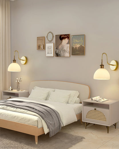 HeritageBeam – Classic Wall Lamp with Luxe Elegance