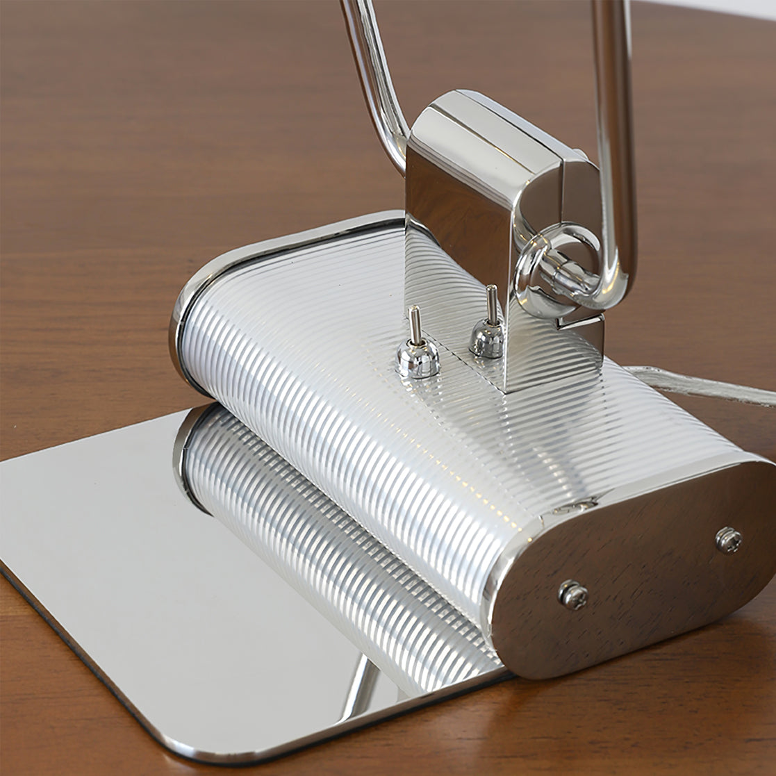 TimberGlow – Lampe de table LED à écran ouvert