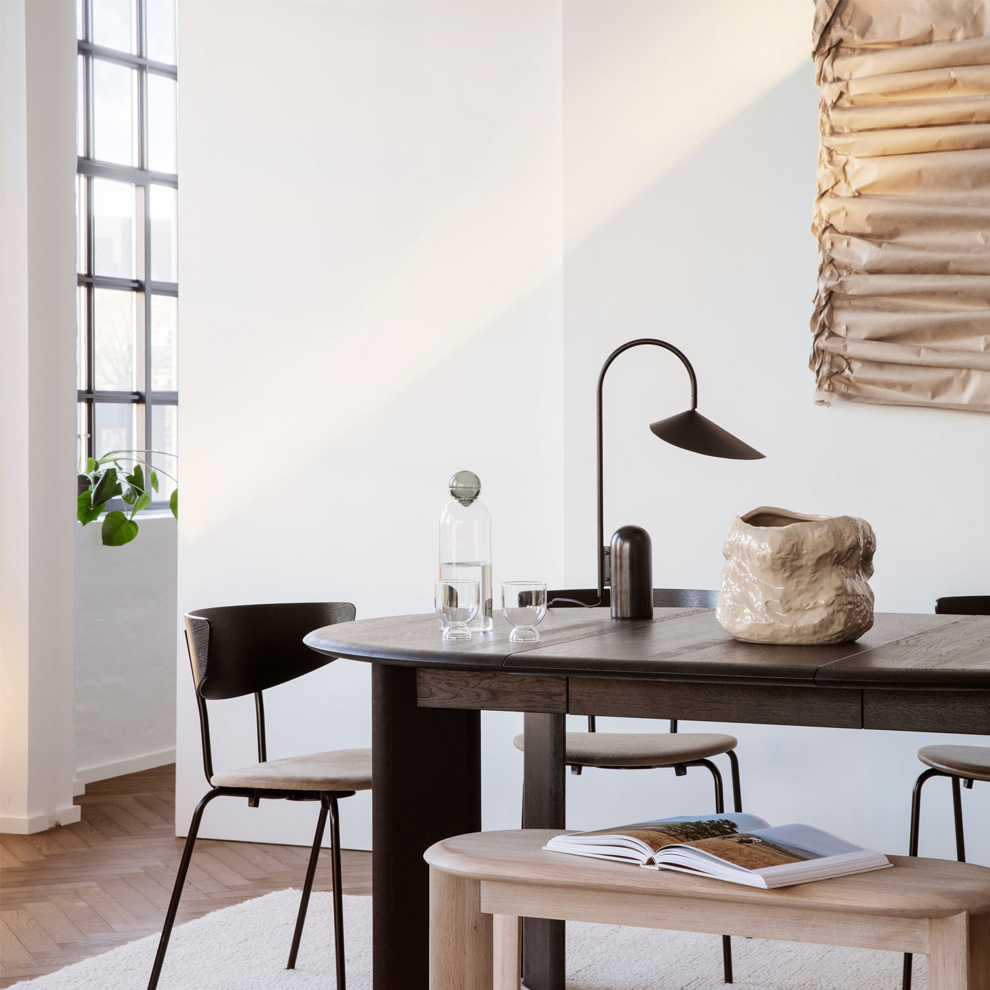 VerbaLume – Lampada da tavolo regolabile contemporanea