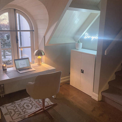 BrightTip - Minimalistisk Bordlampe