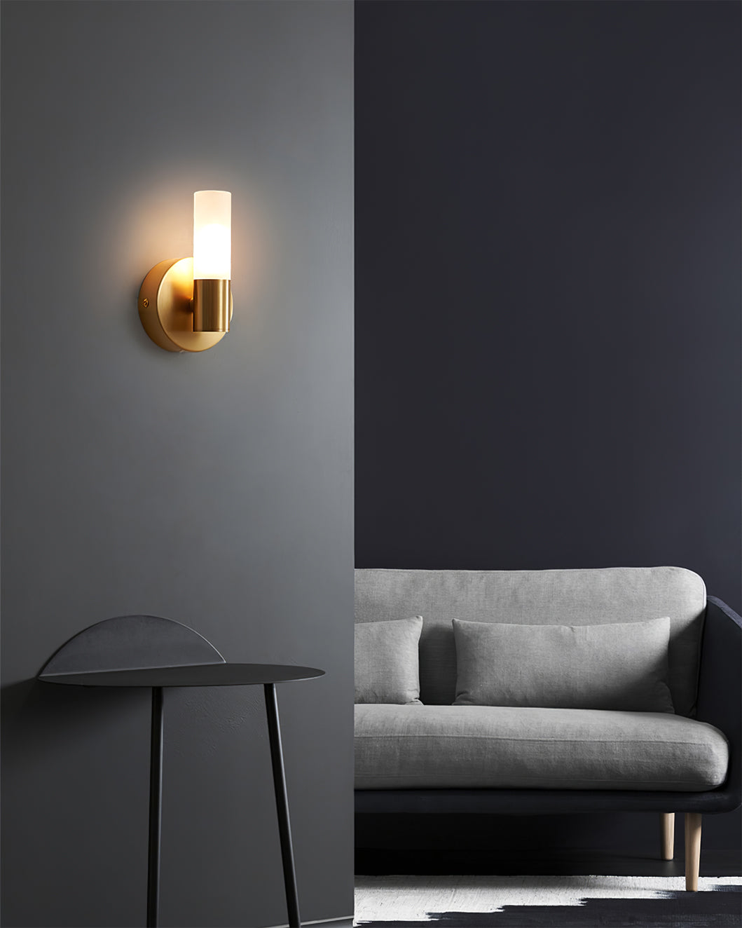 CylindraGlow – Chic Cylindrical Wall Lamp for Timeless Ambience