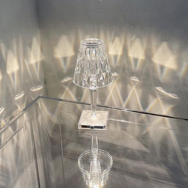 SparkleBeam - Moderne LED-lampe med et strejf af glamour