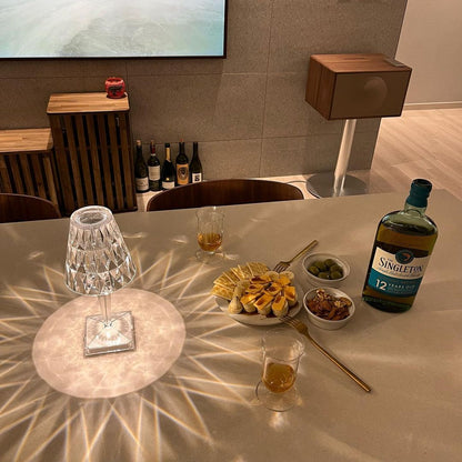 SparkleBeam - Moderne LED-lampe med et strejf af glamour