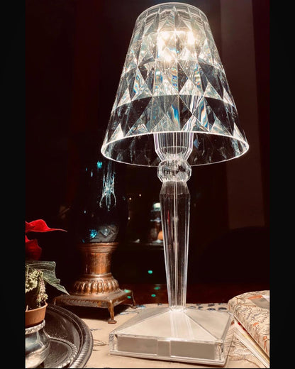 SparkleBeam - Moderne LED-lampe med et strejf af glamour