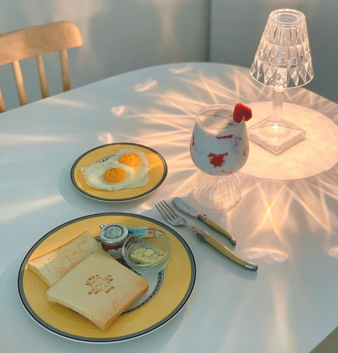 SparkleBeam - Moderne LED-lampe med et strejf af glamour