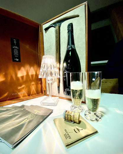 SparkleBeam - Moderne LED-lampe med et strejf af glamour