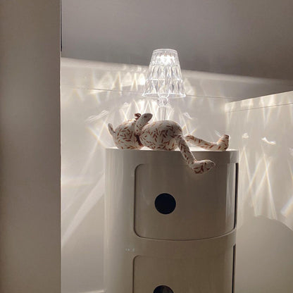 SparkleBeam - Moderne LED-lampe med et strejf af glamour