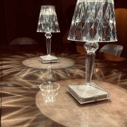 SparkleBeam - Moderne LED-lampe med et strejf af glamour