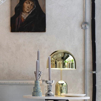 ChimeGlow – Lampe de table élégante inspirée de l’horloge