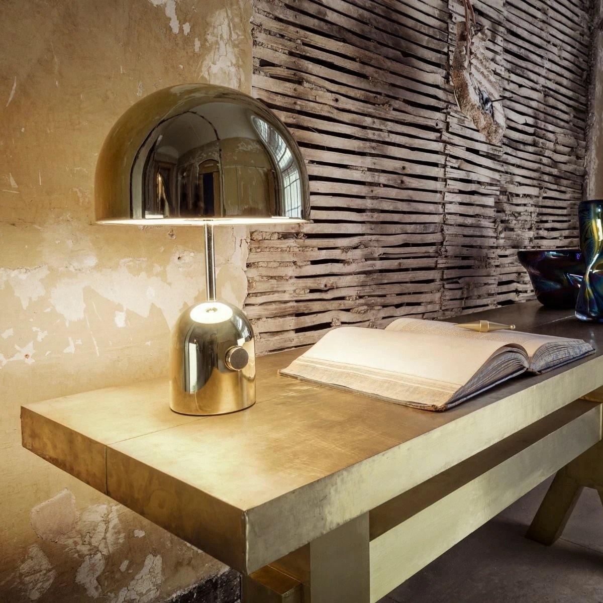 ChimeGlow – Lampe de table élégante inspirée de l’horloge