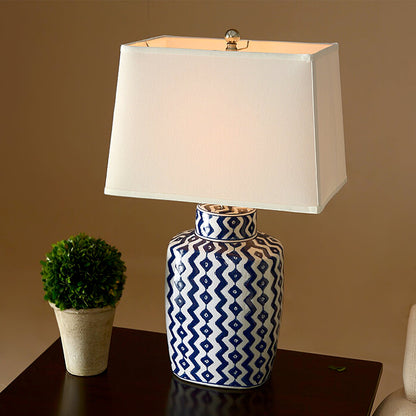 GlowBeryl - Table Lamp with Classic Style and Inviting Glow