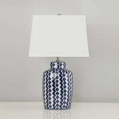 GlowBeryl - Table Lamp with Classic Style and Inviting Glow