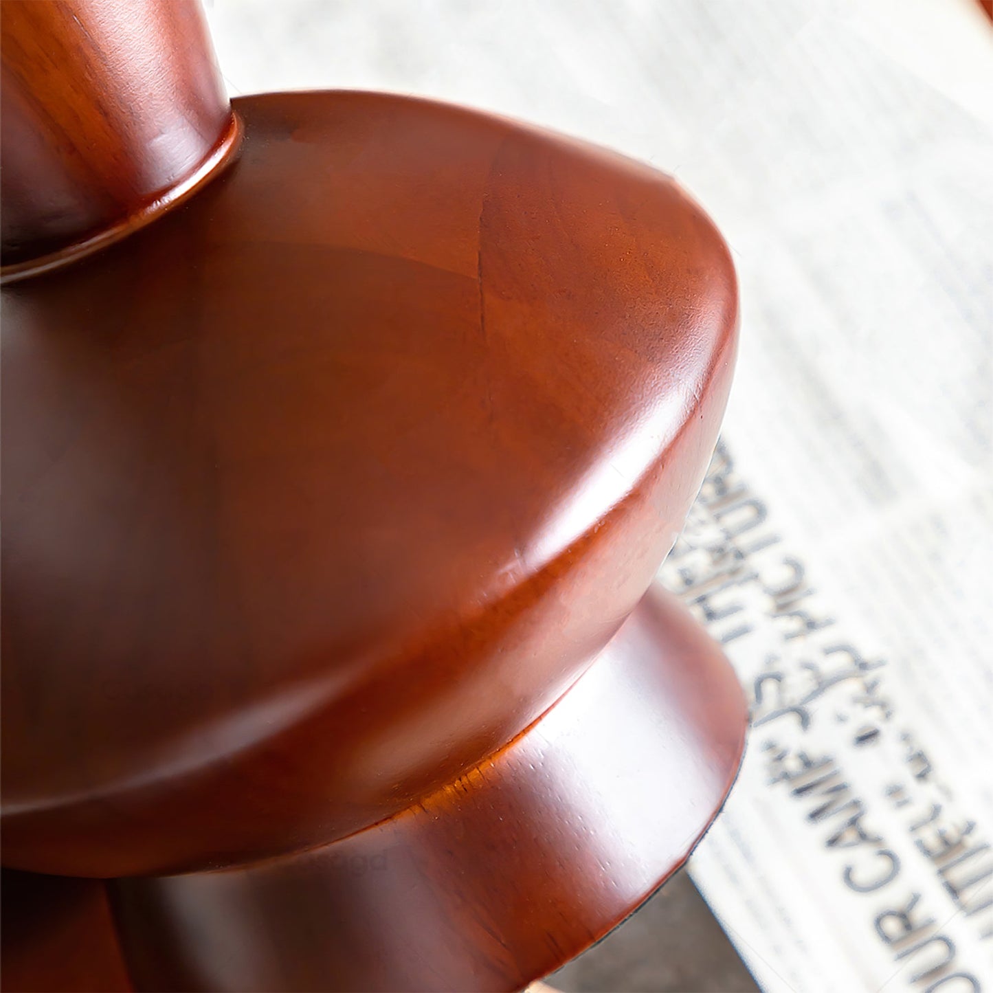 LuxeBobbinGlow - Elegant Skrivebordslampe