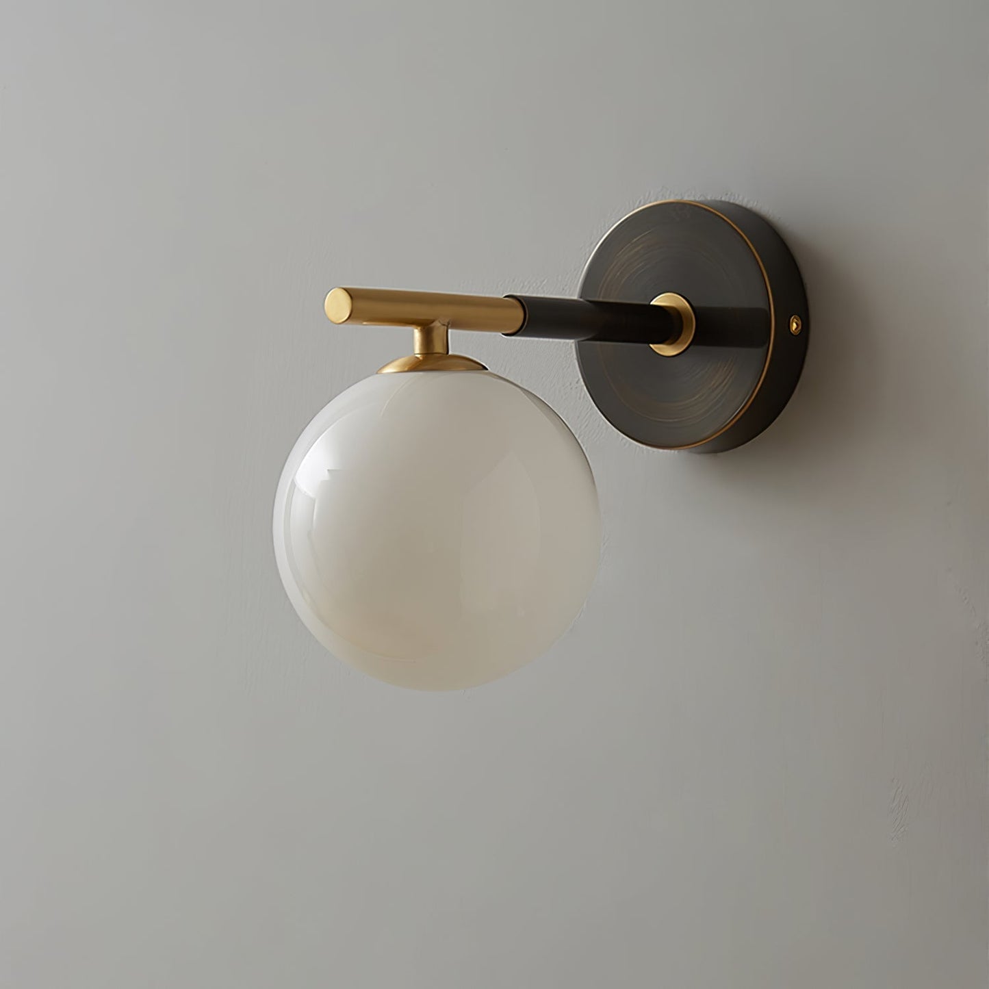 GlobalGlow – Gold Wall Lamp with Global Inspiration
