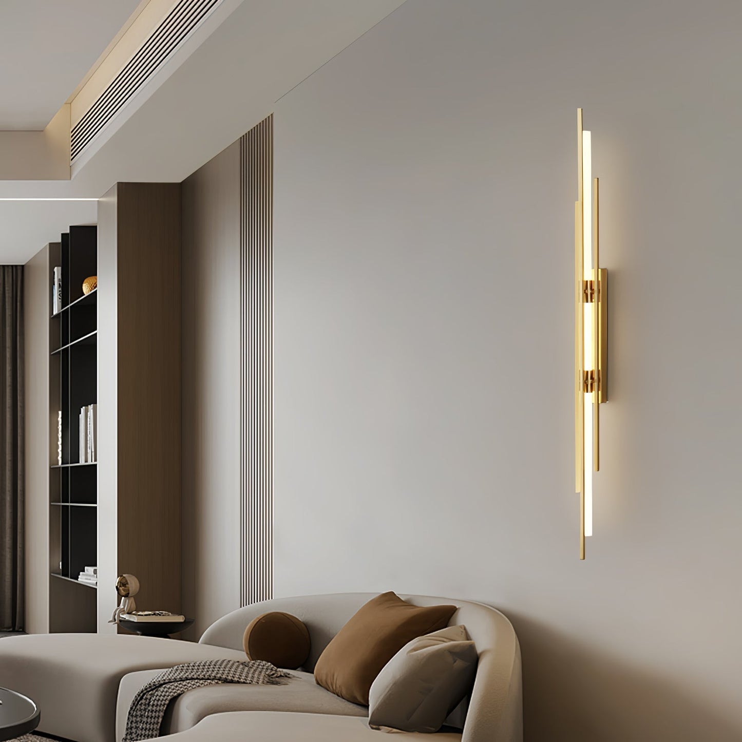 LuxeAura – Lámpara de pared dorada opulenta para espacios elegantes