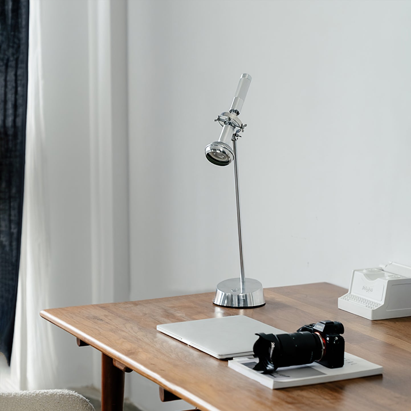 IronLume – Sleek Metal Industrial Table Lamp