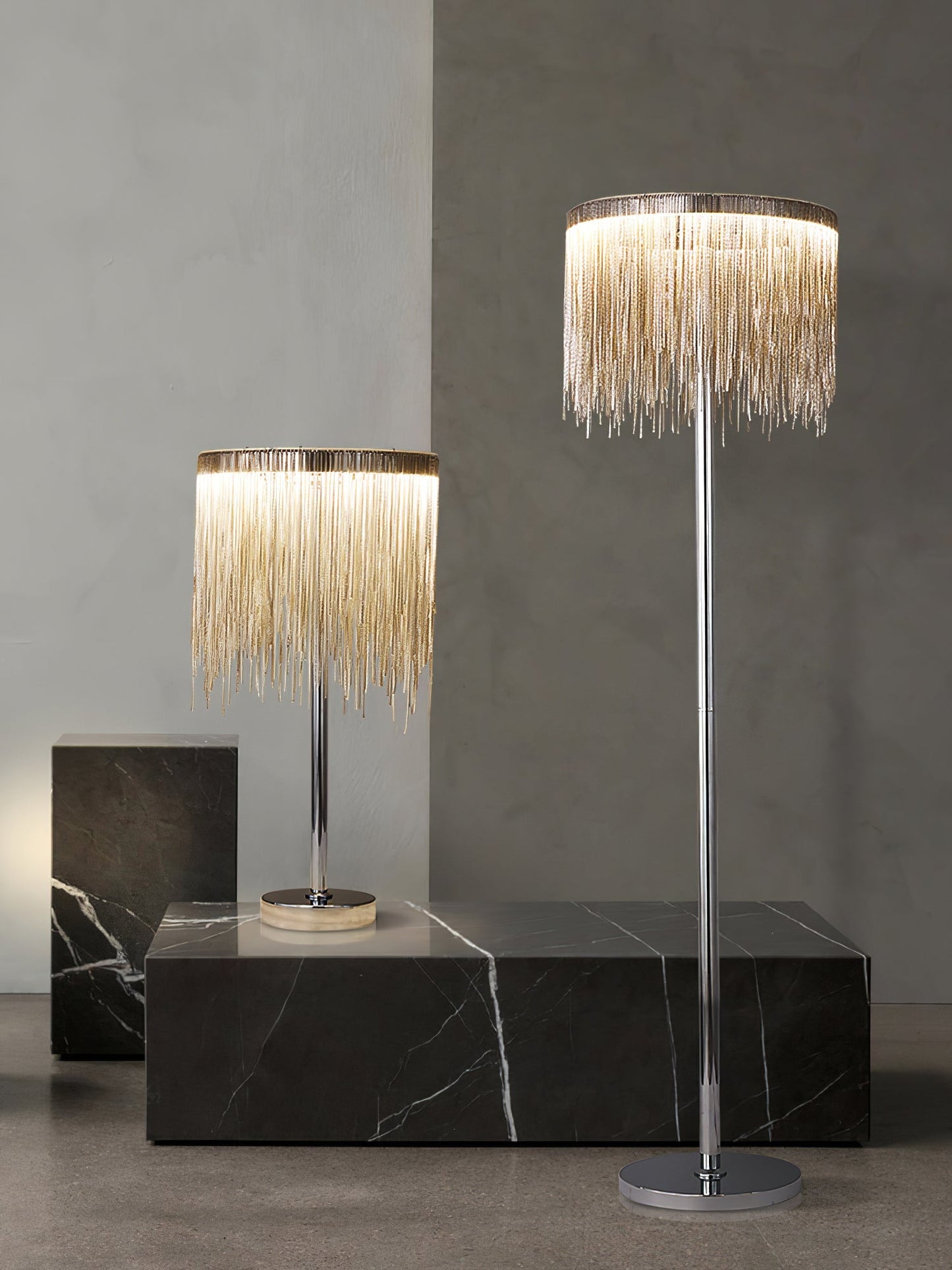 ChicGlow - Table Lamp with Sophisticated Tassel Details and Ambient Lighting