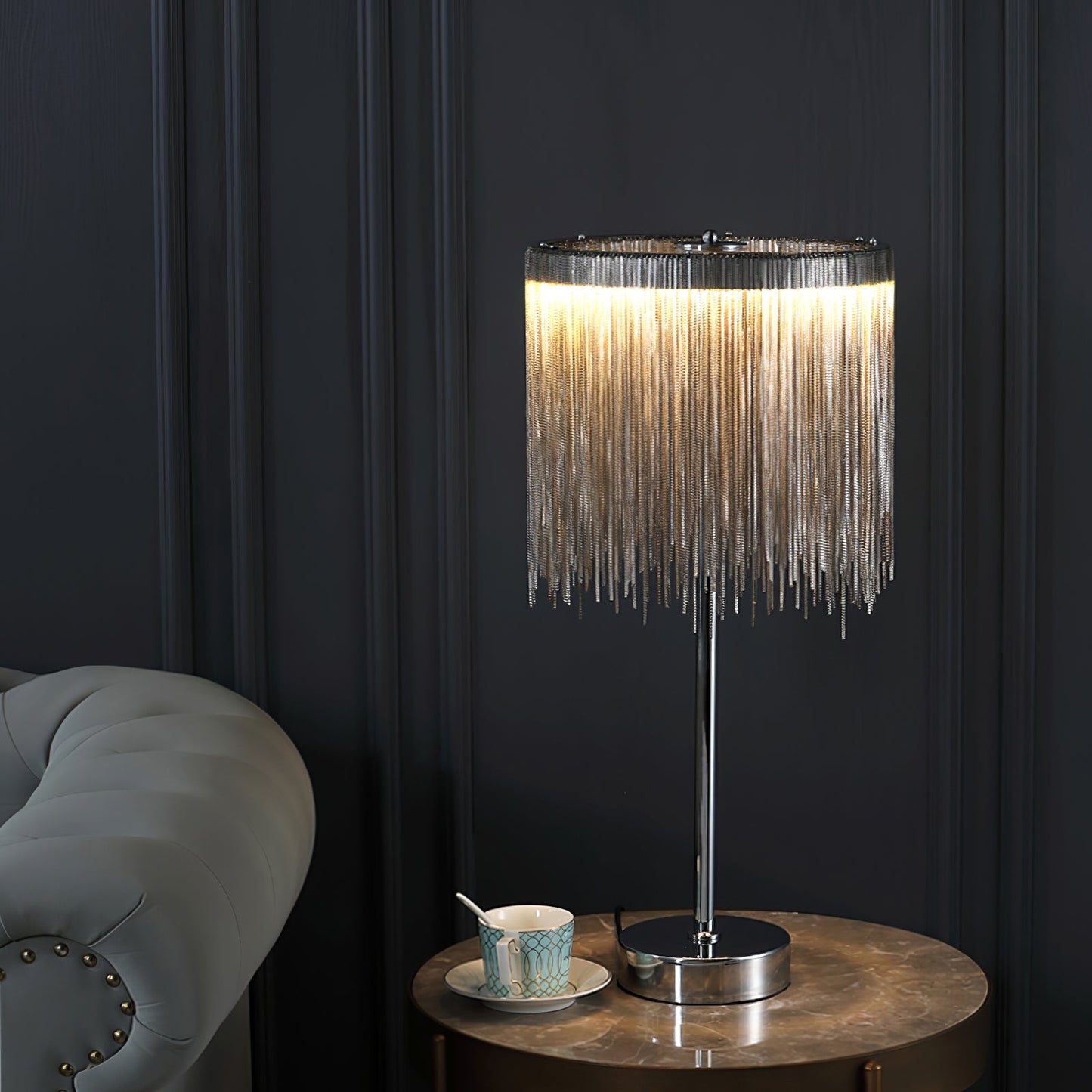 ChicGlow - Table Lamp with Sophisticated Tassel Details and Ambient Lighting