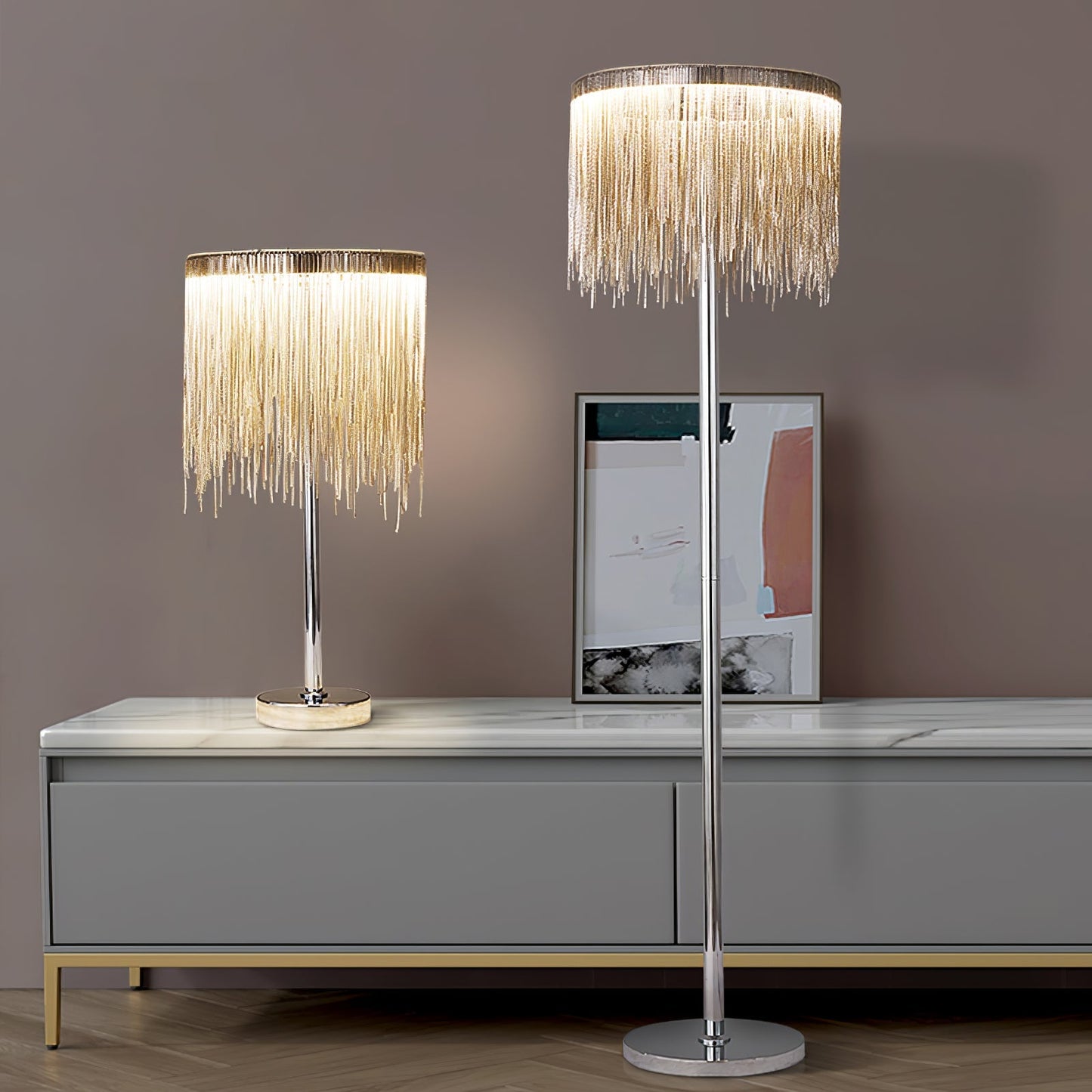 ChicGlow - Table Lamp with Sophisticated Tassel Details and Ambient Lighting