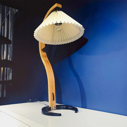 WoodFlow - Lampe de table avec des courbes naturelles et un design en bois