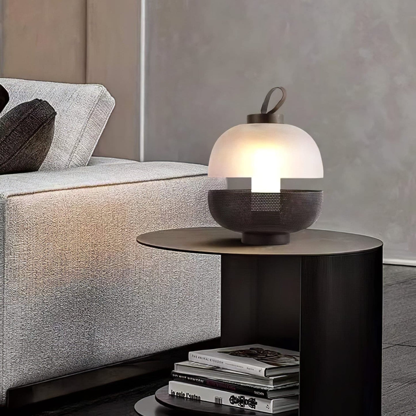 LuxeEra - Lampada da Tavolo con Design Senza Tempo e Illuminazione Morbida