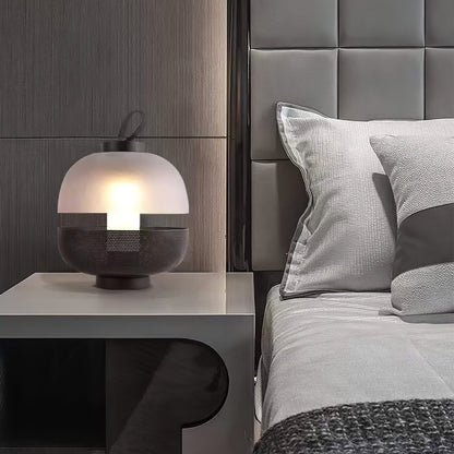 LuxeEra - Lampada da Tavolo con Design Senza Tempo e Illuminazione Morbida