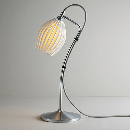 LumeCurve – Elegant Ceramic Table Lamp with Ribbed Texture