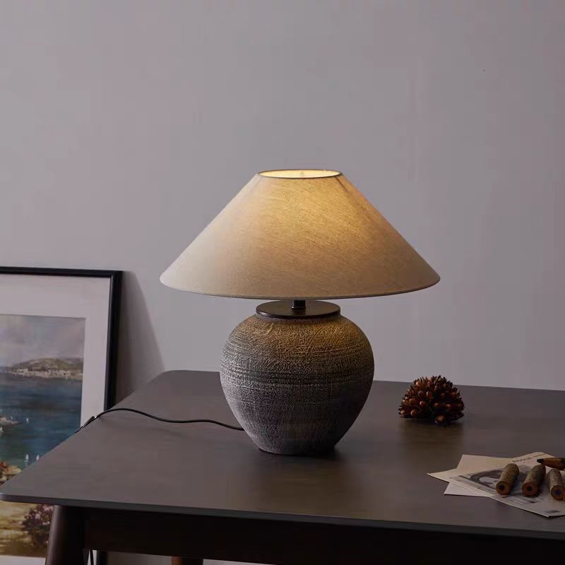 Ceramic table lamp 3