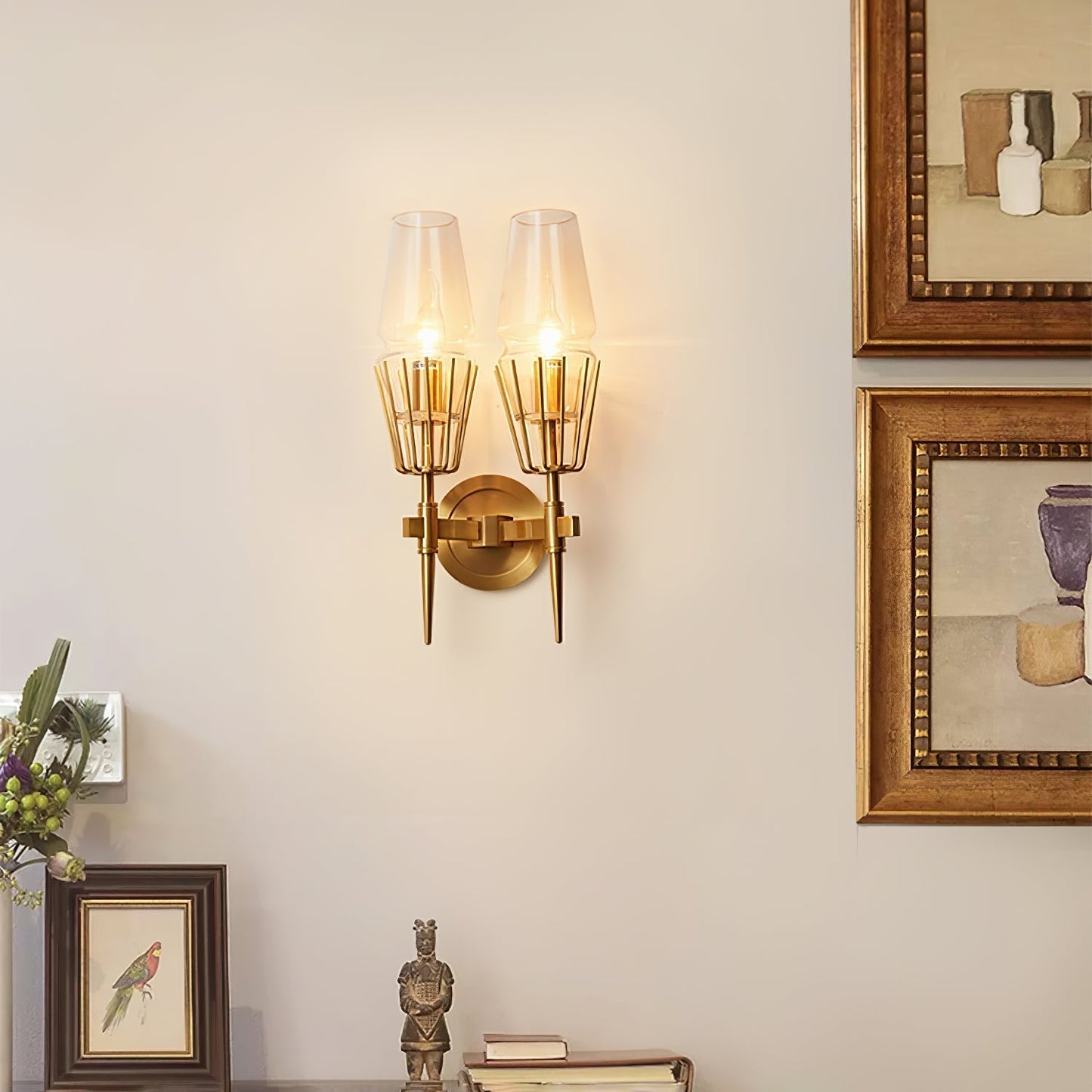 GoldGleam – Elegant Black and Gold Wall Lamp for a Luxe Look