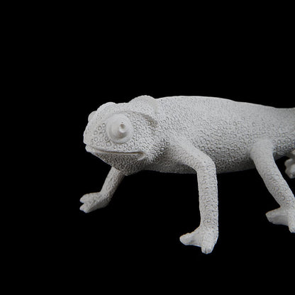 CamouGlow – Resin Table Lamp with Charming Chameleon Detail