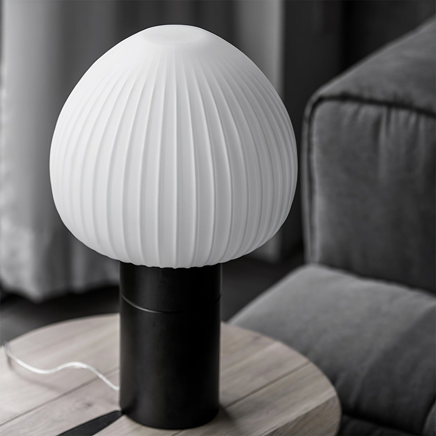 LuxeAura - Table Lamp with Subtle Elegance and Warm, Inviting Light