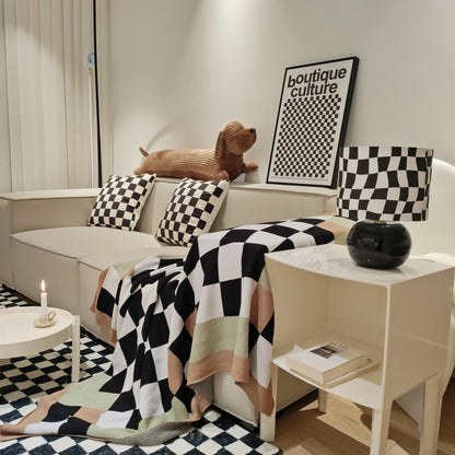 CubeAura - Lámpara de Mesa Geométrica Elegante