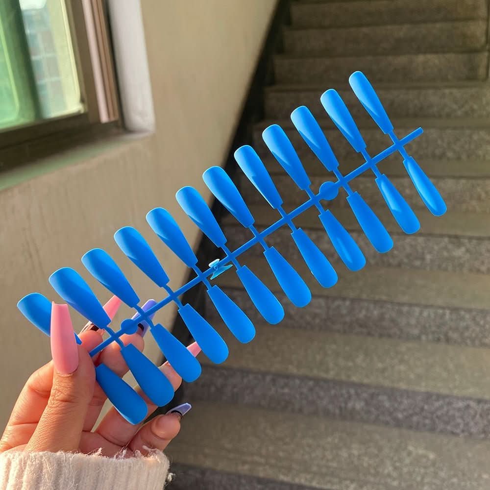 ChicNails Matte Press-On Nails – Elegant Artificial Nails in 13 Colors 7