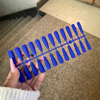 ChicNails Matte Press-On Nails – Elegant Artificial Nails in 13 Colors 9