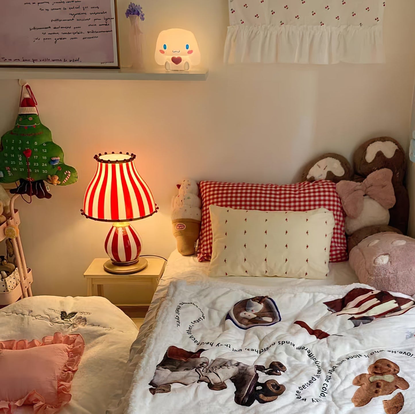 JollyGlow - Bordlampe med cirkuselementer og livlig belysning