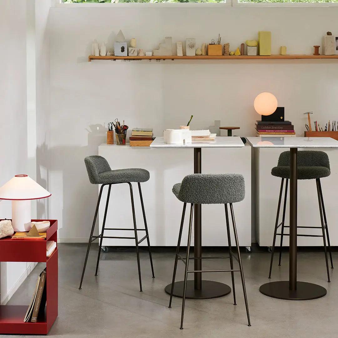 LuxeBeam - Elegant og Moderne Bordlampe