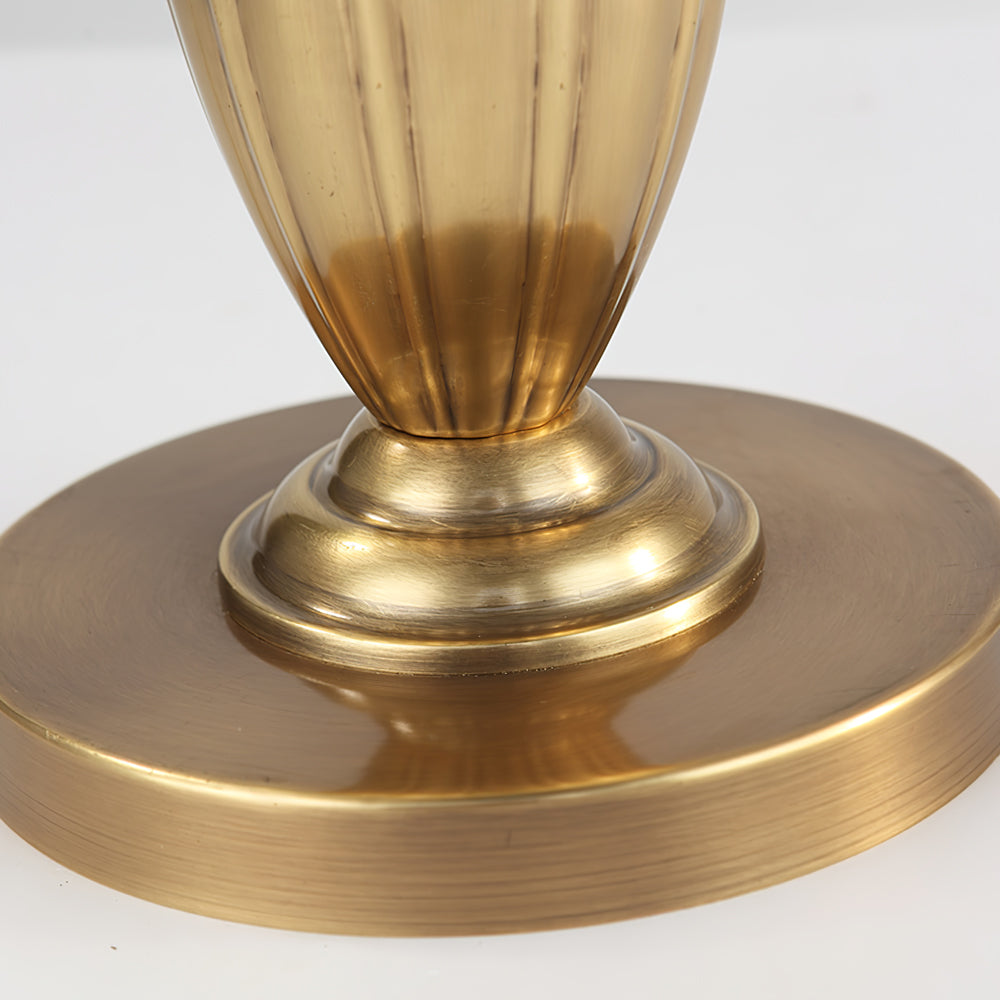 ChicLuxe – Minimalist Table Lamp with Gold Stem