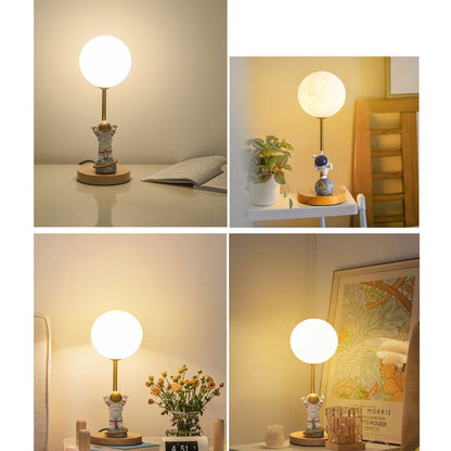 MoonGlow - Kreativ Bordlampe med Måneform og LED Lys