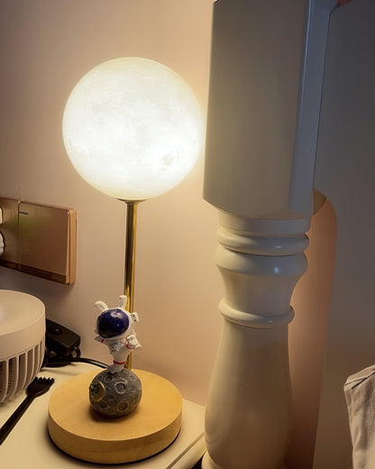 MoonGlow - Kreativ Bordlampe med Måneform og LED Lys