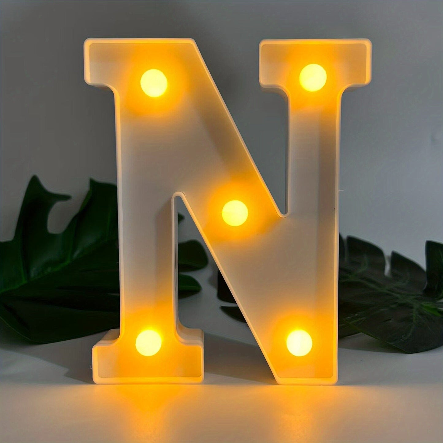 LetterGlow - Lámpara LED de Letras Inalámbrica para un Estilo Único