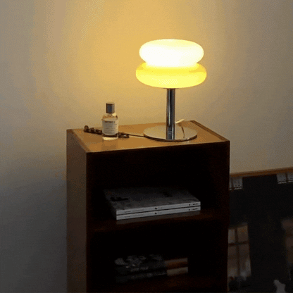 GlamoraLite - Elegante Lampada da Tavolo in Vetro per il Tuo Interno