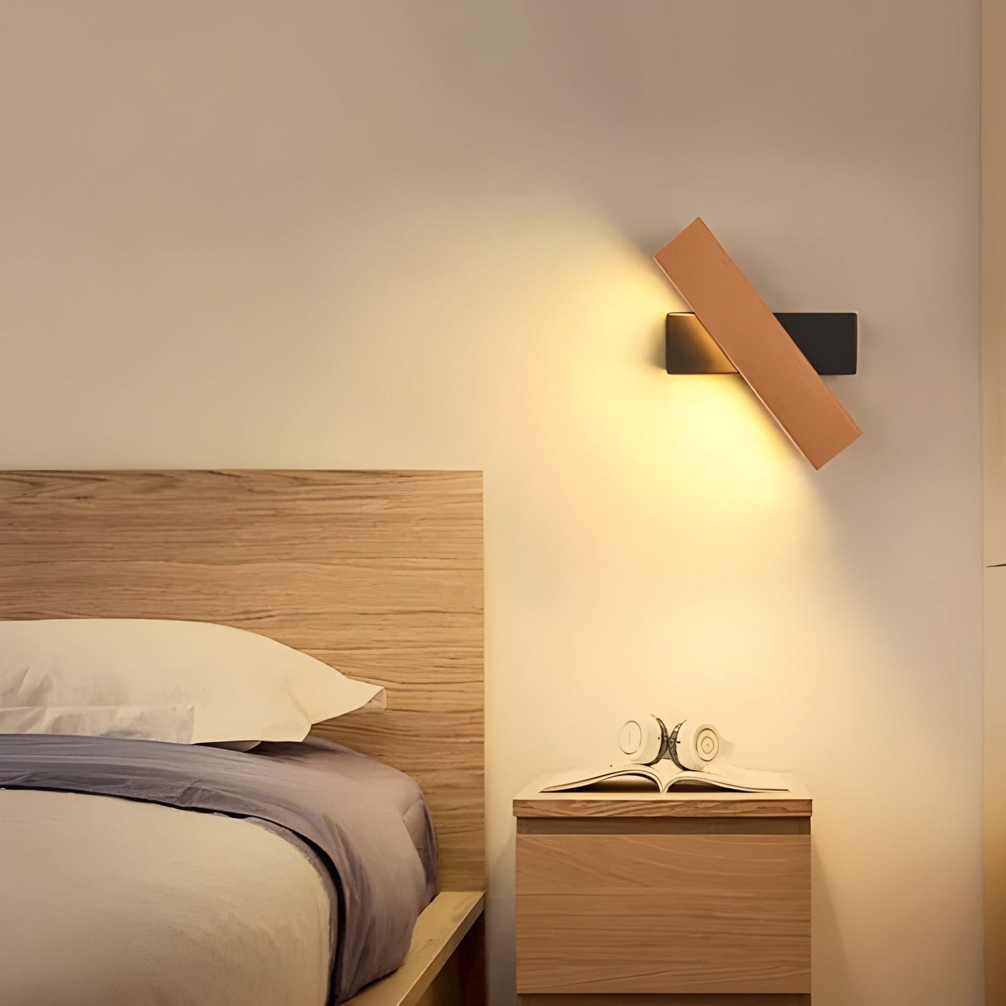LumeOak - Elegant LED Wood Wall Light