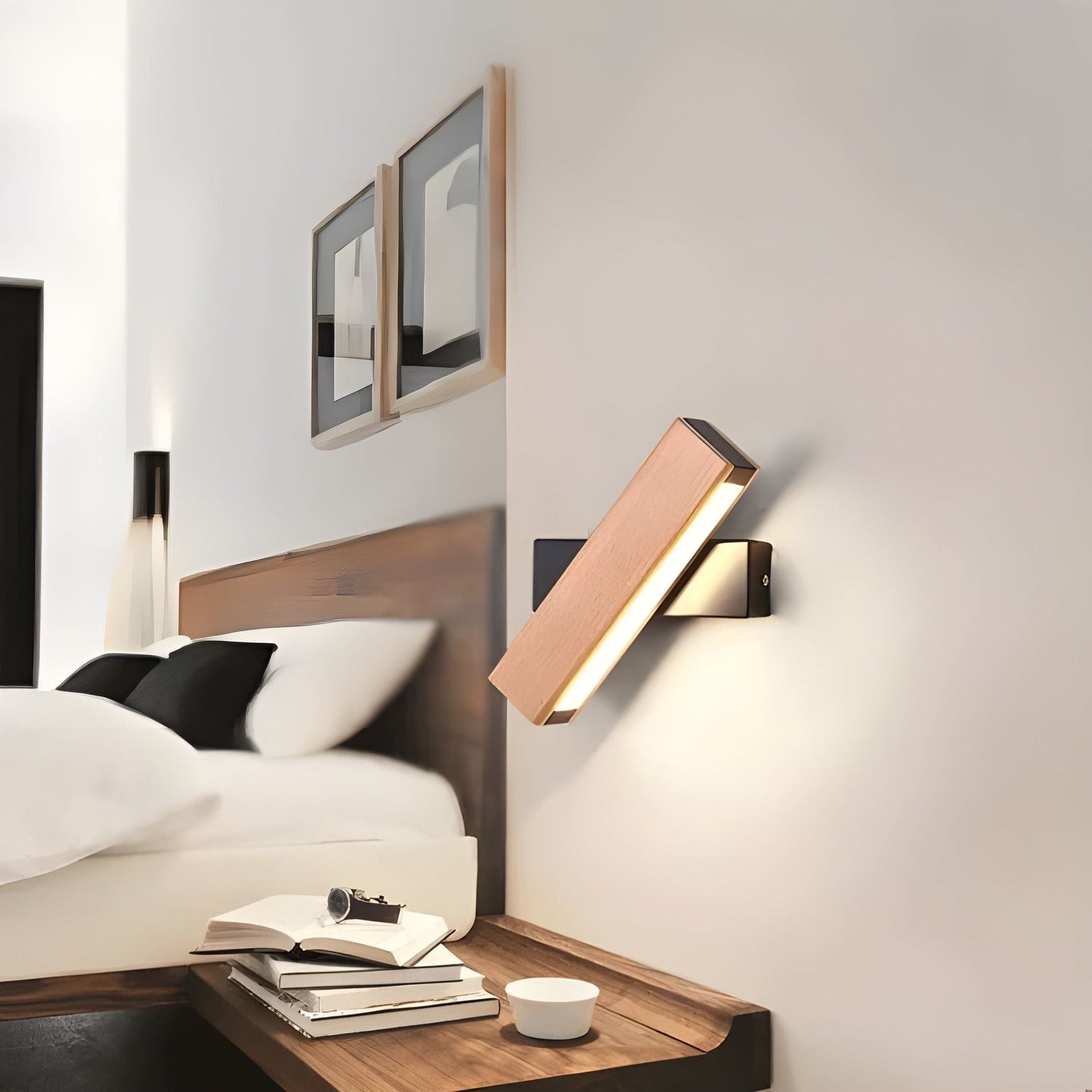 LumeOak - Elegant LED Wood Wall Light