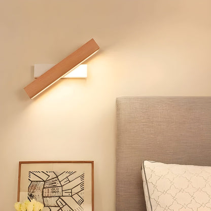 LumeOak - Elegant LED Wood Wall Light