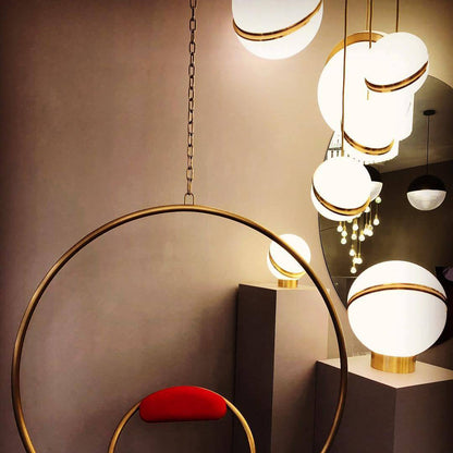 LuxeMoonbeam - Table Lamp with Unique Crescent Design and Cozy Radiance