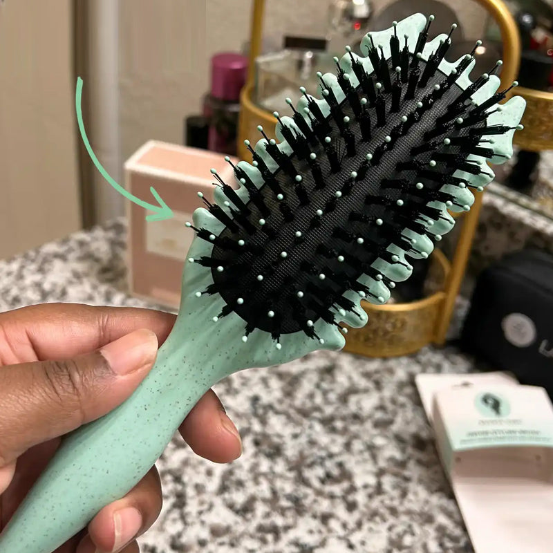 CurlHaven | Best Detangling Brush for Effortless Curl Definition 3