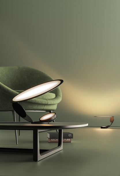 CarveGlow - Lampe Élégante avec Détails Sculptés Subtils et Lumière Douce