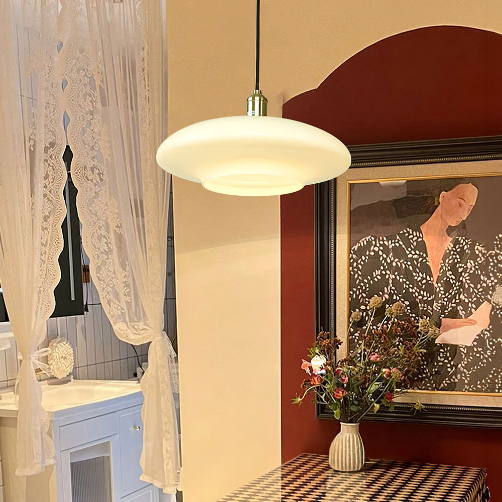LumièrePure – Minimalistisk Hvid Glas Pendellampe